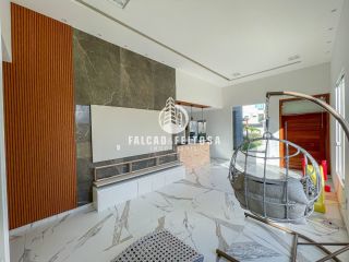 Casa à venda na região de Jardim Castelão