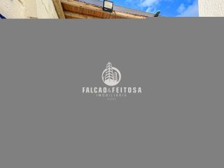 Casa à venda na região de Jardim Castelão