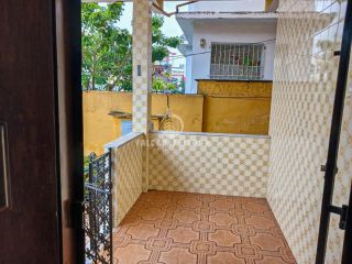 Casa Triplex à venda no Matatu