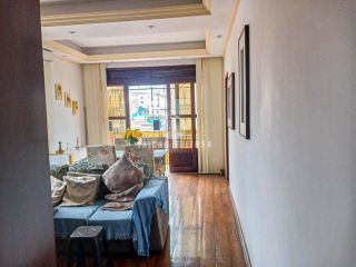Casa Triplex à venda no Matatu