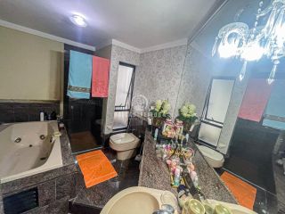 Apartamento à venda na Pituba