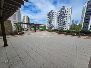 Apartamento à venda no Itaigara
