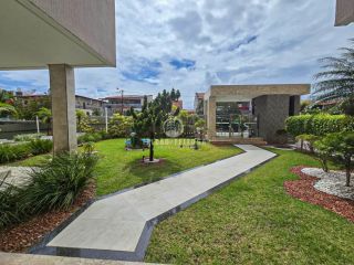 Apartamento à venda no Itaigara