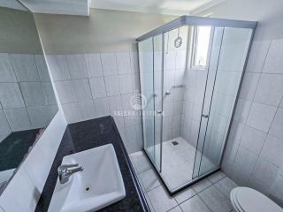 Apartamento à venda no Itaigara