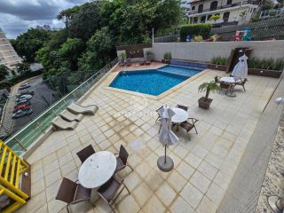 Apartamento à venda no Itaigara