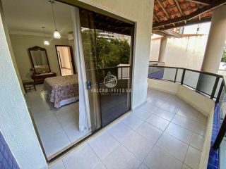 Casa à venda no Itaigara