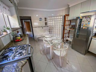 Casa à venda no Itaigara