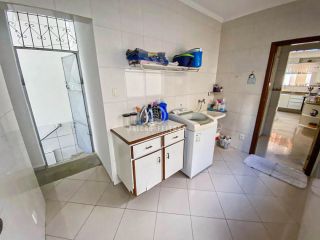 Casa à venda no Itaigara