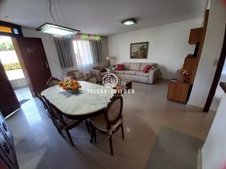 Casa à venda em Itapuã