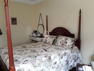 Casa à venda no Caminho das Árvores