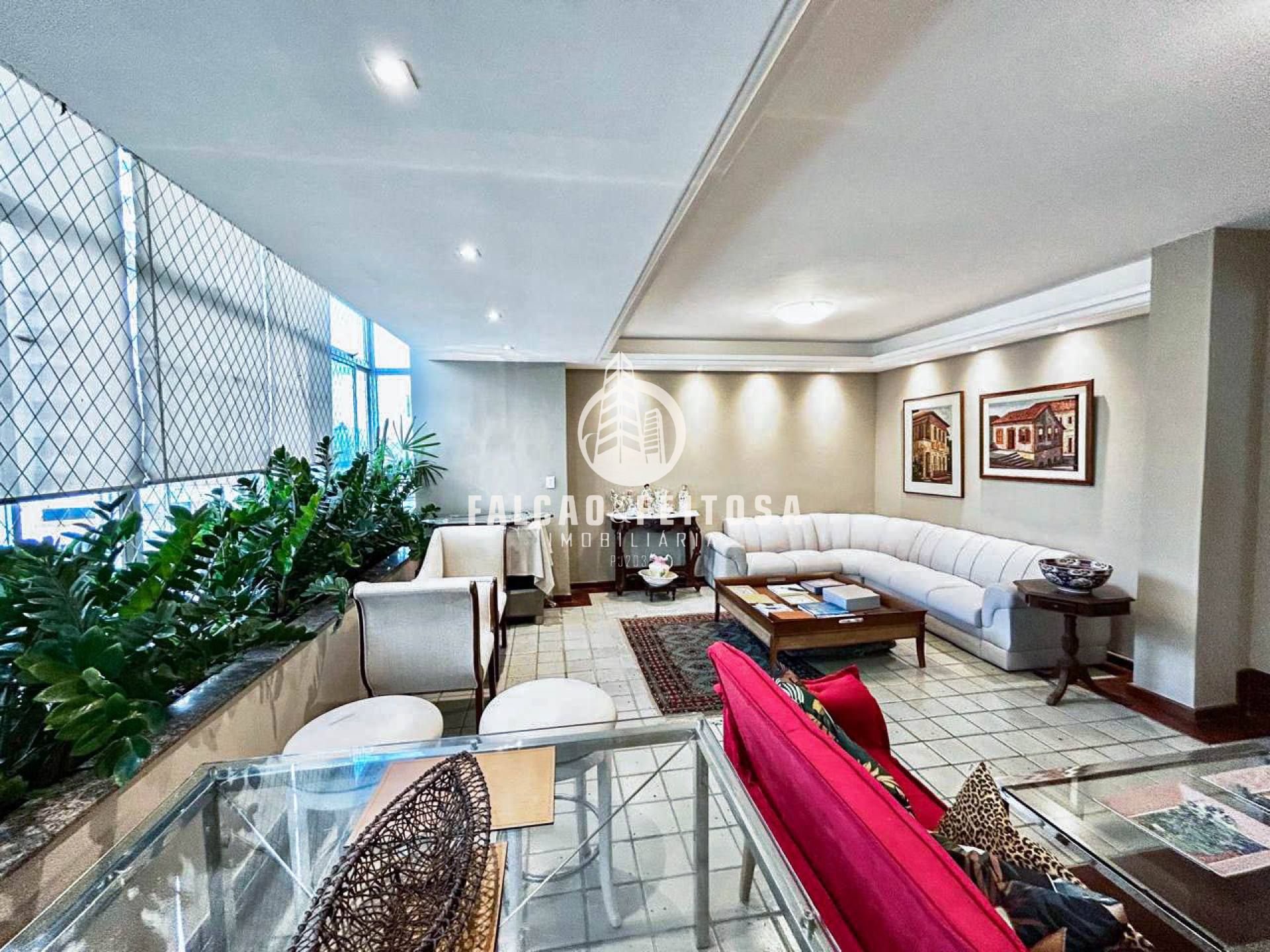 Apartamento à venda na Graça