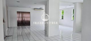 Apartamento à venda no Canela