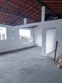 Casa à venda na Fazenda Grande do Retiro