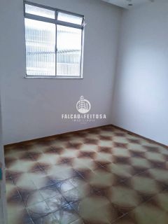 Casa à venda na Fazenda Grande do Retiro