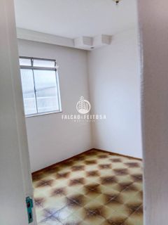 Casa à venda na Fazenda Grande do Retiro