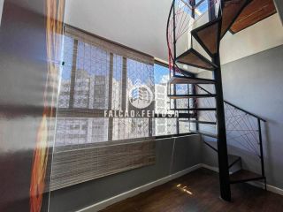 Apartamento Duplex à venda no Candeal