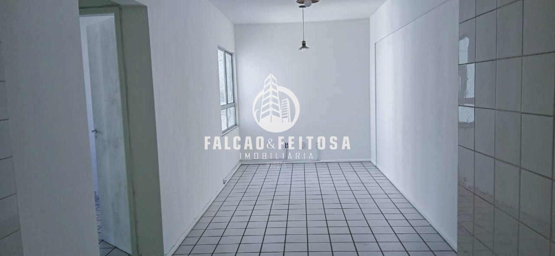Apartamento à venda no Candeal