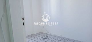 Apartamento à venda no Candeal