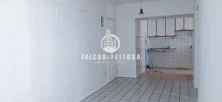 Apartamento à venda no Candeal
