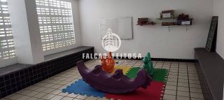 Apartamento à venda no Candeal