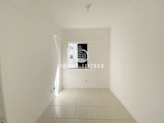 Apartamento Para Alugar com 2 quartos com suíte em Luiz Anselmo