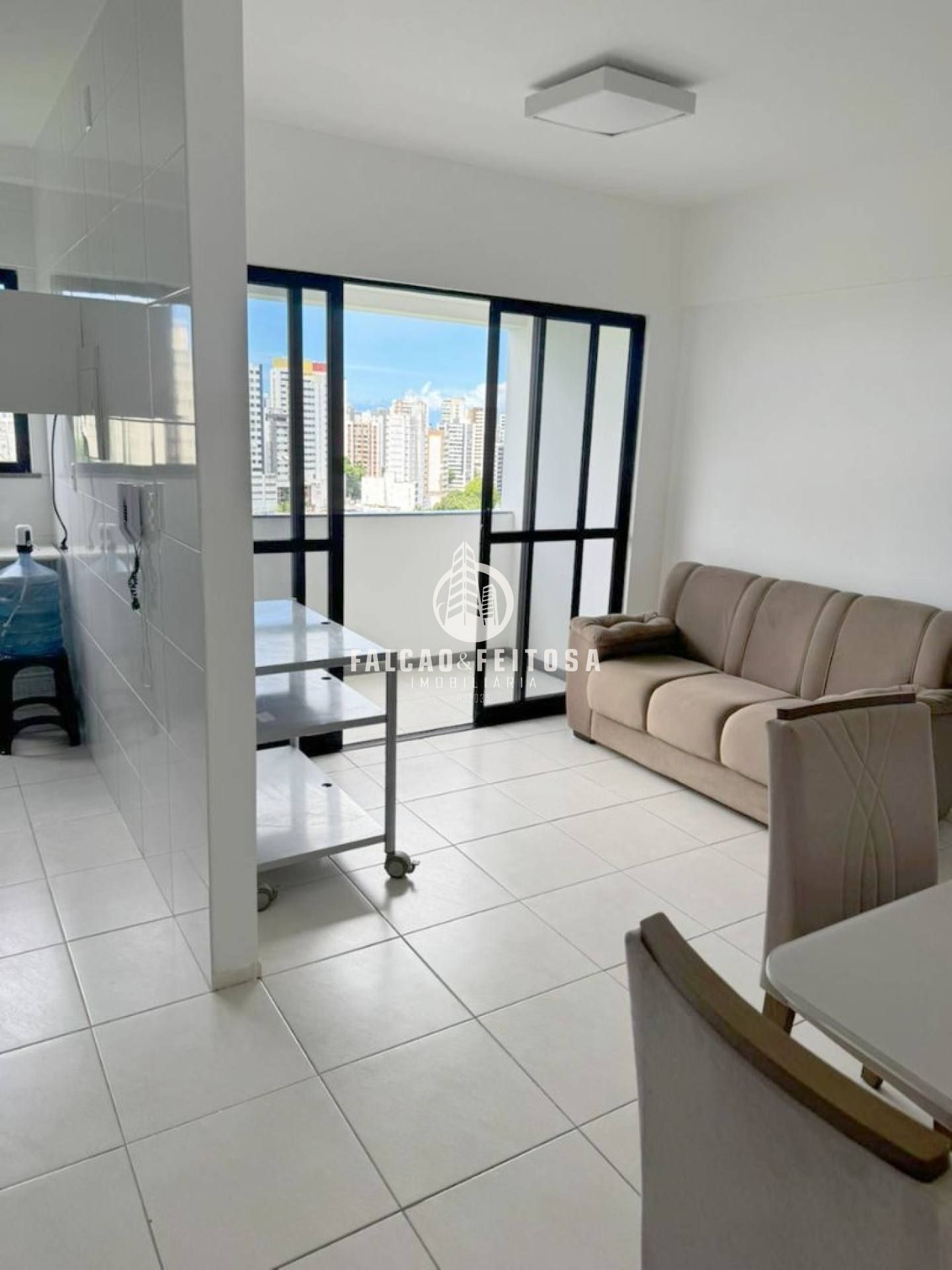 Apartamento Para Vender com 2 quartos 1 suítes no bairro Candeal em Salvador