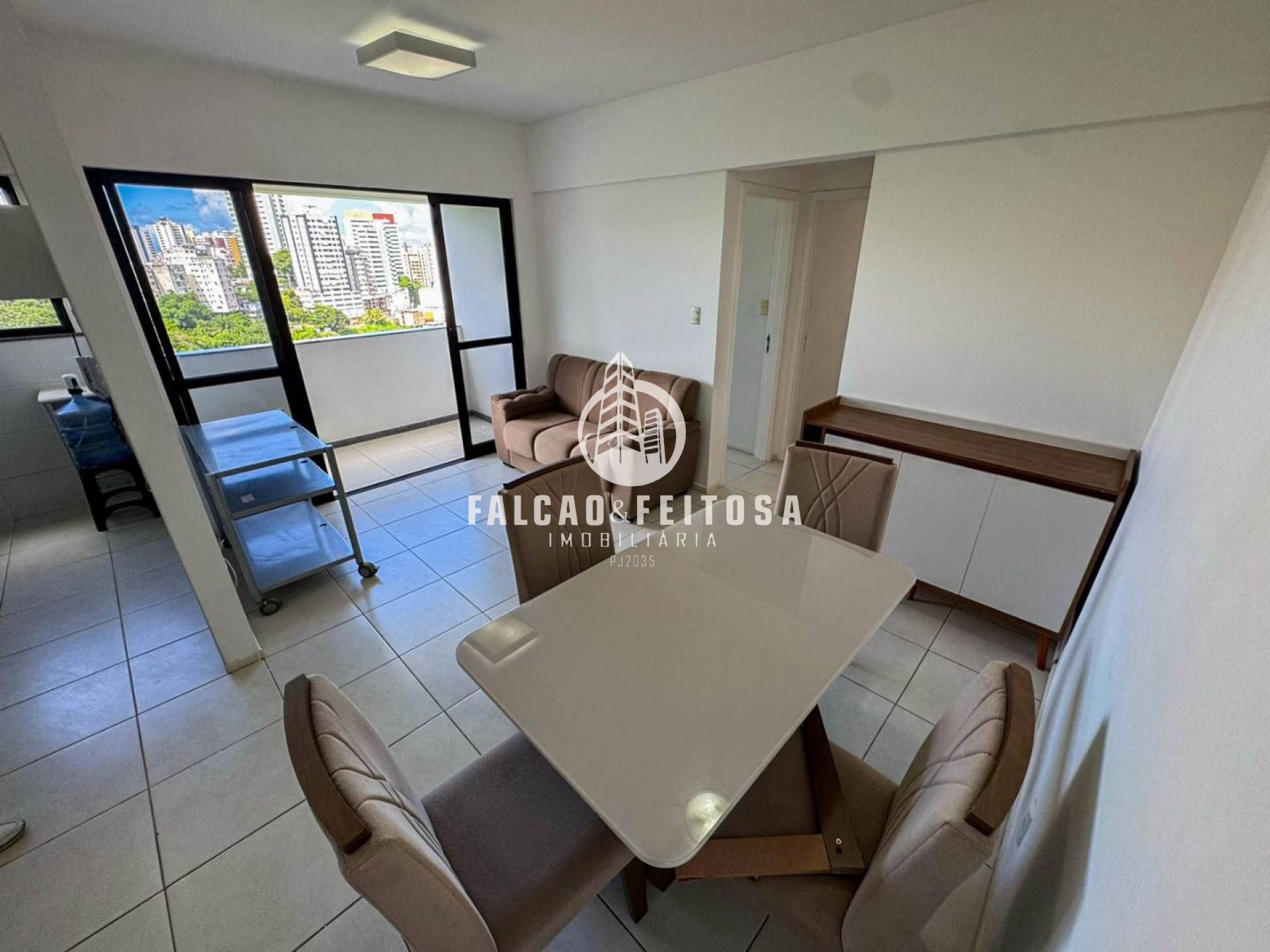 Apartamento Para Vender com 2 quartos 1 suítes no bairro Candeal em Salvador