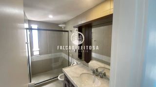Apartamento Para Vender com 4 quartos 2 suítes no bairro Pituba em Salvador