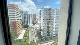 Apartamento Para Alugar com 4 quartos 2 suítes no bairro Pituba em Salvador