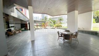 Apartamento Para Alugar com 4 quartos 2 suítes no bairro Pituba em Salvador