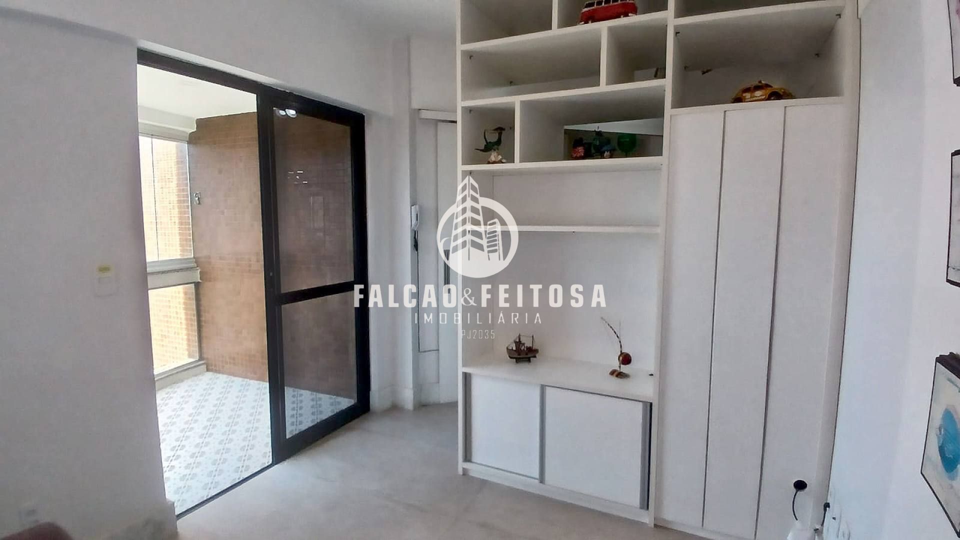 Apartamento Para Vender com 1 quartos no bairro Rio Vermelho em Salvador