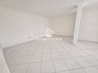 Apartamento à venda em Itapuã