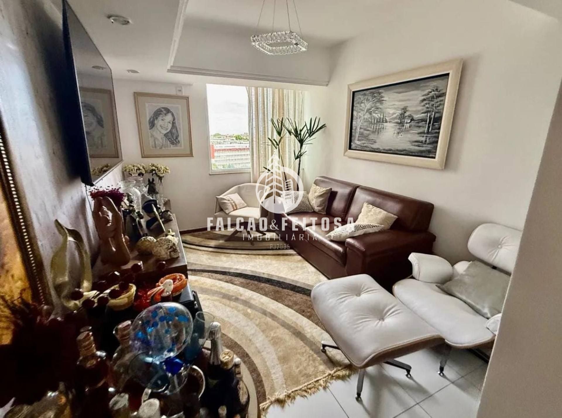 Apartamento à venda na Graça