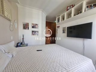 Apartamento à venda na Pituba