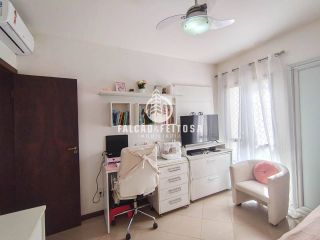 Apartamento à venda no Itaigara