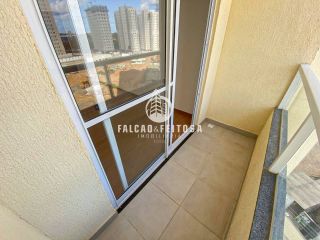 Apartamento à venda em Vila Canária