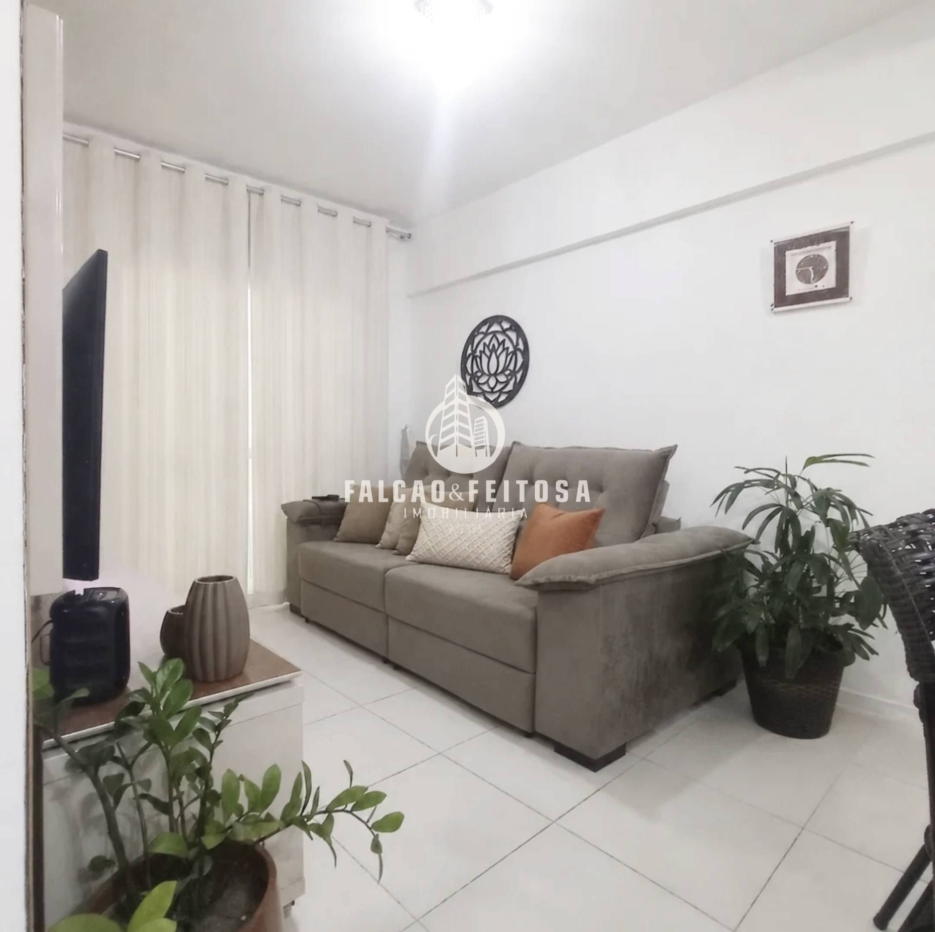 Apartamento à venda no Imbuí