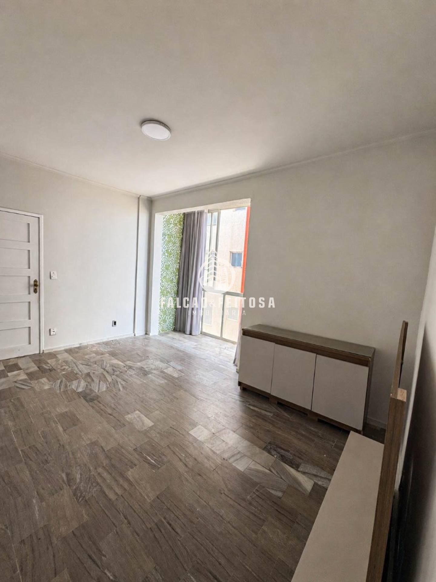 Apartamento à venda na Pituba