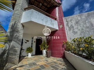 Casa à venda no Itaigara