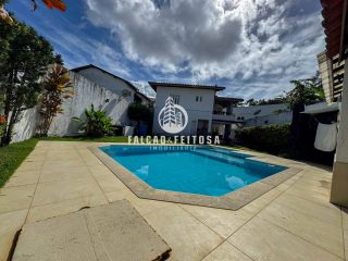 Casa à venda no Itaigara