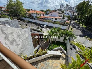 Casa à venda no Itaigara