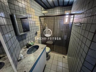 Casa à venda no Itaigara