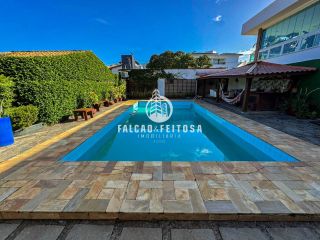 Casa à venda no Itaigara