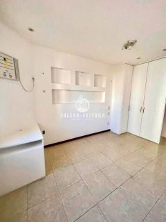 Apartamento à venda na Pituba