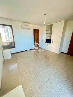 Apartamento à venda na Pituba