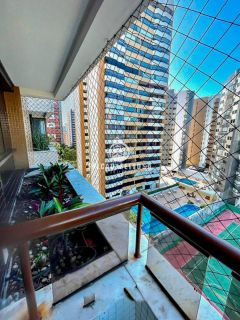 Apartamento à venda na Pituba