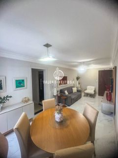 Apartamento à venda no Itaigara