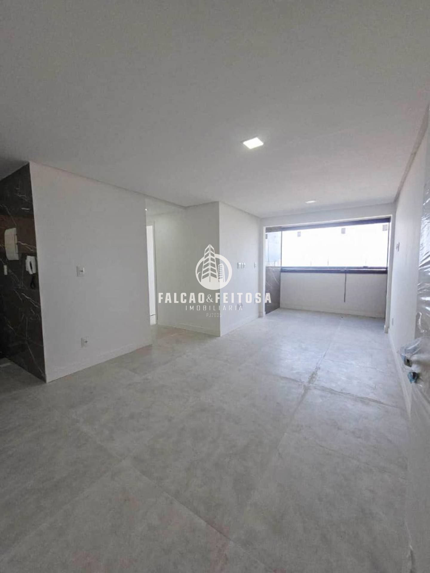 Apartamento à venda no Imbuí
