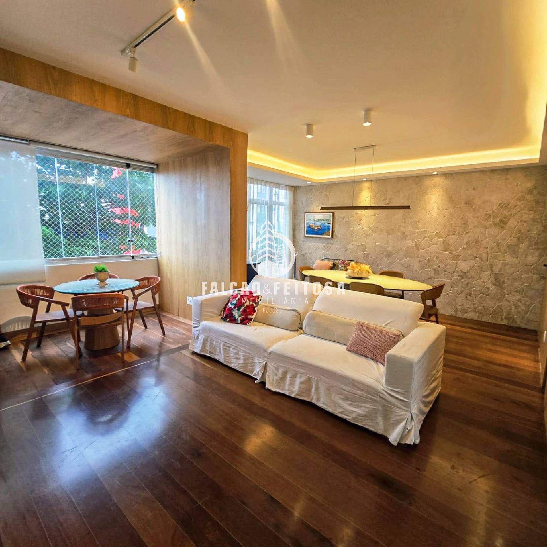 Apartamento à venda na Pituba
