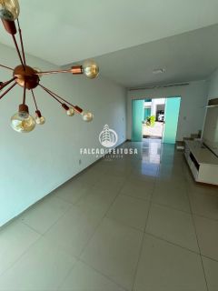 Casa Duplex à venda em Ipitanga